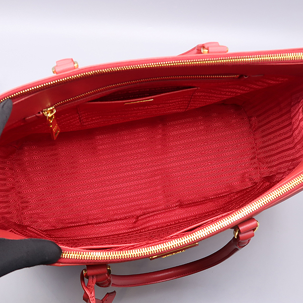 Prada(�����) BN1802 ���� ���ǾƳ� ���� ��Ʈ�� [����������] �̹���6 - ���̺��� �߰���ǰ