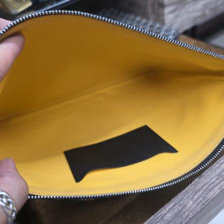 GOYARD(���ߵ�) ���� �÷� �ΰ� PVC(SENAT)���� MM Ŭ��ġ �̹���5 - ���̺��� �߰���ǰ