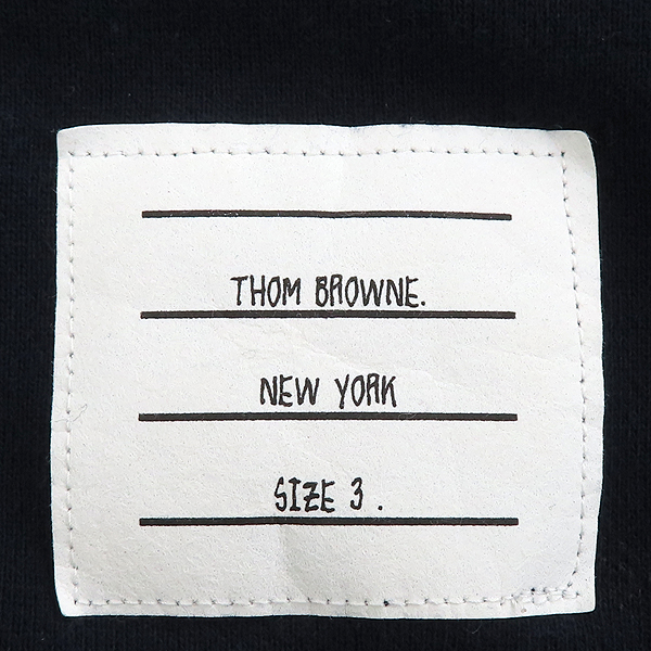 THOM BROWNE(�����)  MJT021H  24FW ���̺��÷� ���� �缱 ��Ʈ������ ������   [õ�Ƚż�����] �̹���3 - ���̺��� �߰���ǰ