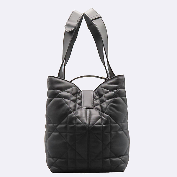 Dior(ũ����î���) M2821OSHJ_M900 ���� �÷� ���� ��� ������ �̵� ��Ʈ�� + ���� �Ŀ�ġ [�ϻ�Ե���] �̹���4 - ���̺��� �߰���ǰ