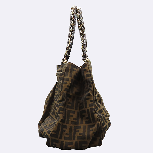 Fendi(���) 8BR616 FF �ΰ� ��ī �ڰ��� ü�� ��Ʈ�� [�ϻ�Ե���] �̹���2 - ���̺��� �߰���ǰ