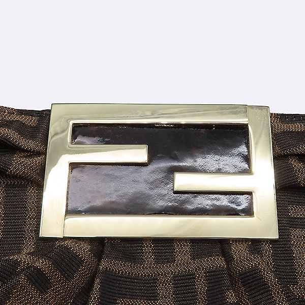 Fendi(���) 8BR616 FF �ΰ� ��ī �ڰ��� ü�� ��Ʈ�� [�ϻ�Ե���] �̹���4 - ���̺��� �߰���ǰ