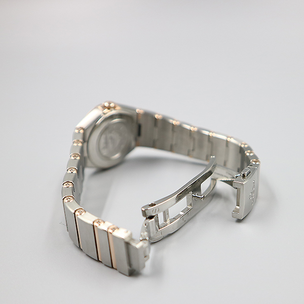 Omega(���ް�) 131.25.25.60.55.001 ����ƿ���̼� 25MM ���� ���� ���̾� 18K �޺� ��ƿ ���峪ᵀᴹ ������ �ð� [�뱸��������] �̹���6 - ���̺��� �߰���ǰ