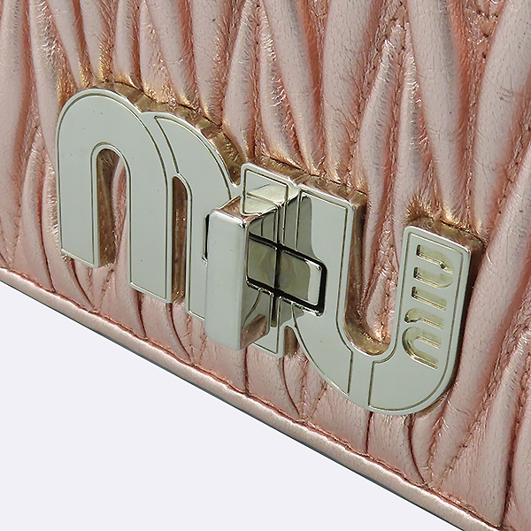 MiuMiu(�̿�̿�) 5BF069 ������ũ ��Ʈ��� ���� ü�� ũ�ν��� [�����νż�����] �̹���5 - ���̺��� �߰���ǰ