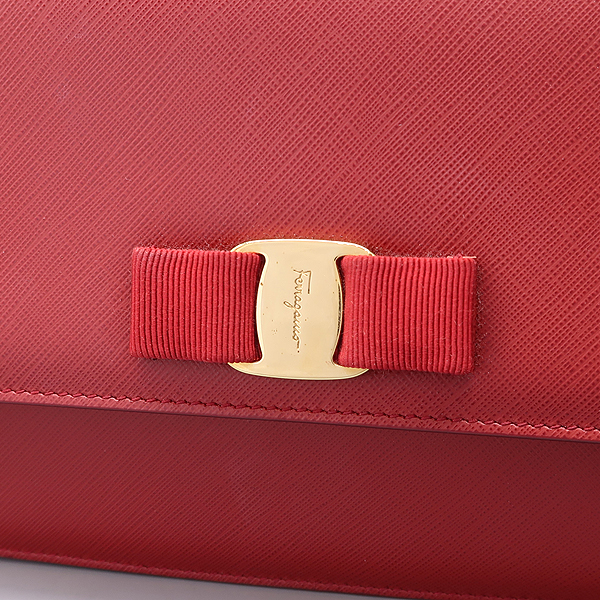 Ferragamo(��󰡸�) 21 E480 ���� ���ǾƳ� ���� �ٶ� ���� ü�� ũ�ν��� [����������] �̹���4 - ���̺��� �߰���ǰ