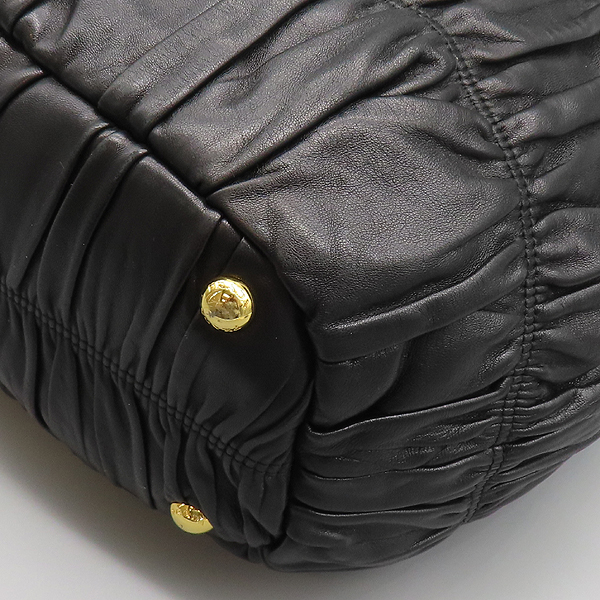 Prada(�����) BN1789 NAPPA GAUFRE NERO ���� ���� ����Ų ������ ��Ʈ�� + �����Ʈ�� 2-WAY [���̷Ե���] �̹���6 - ���̺��� �߰���ǰ