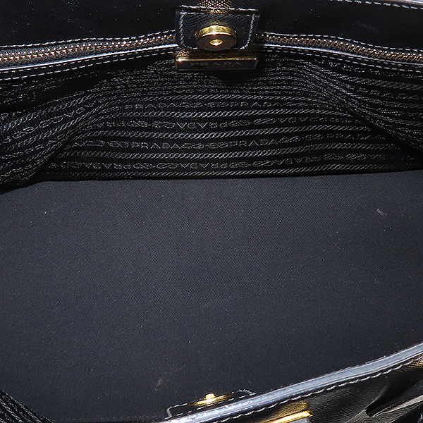 Prada(�����) BN1844 SAFFIANO LUX (���ǾƳ� ����) NERO ���� ���� �ﰢ ���� �ΰ� ��Ʈ��  [��������] �̹���6 - ���̺��� �߰���ǰ