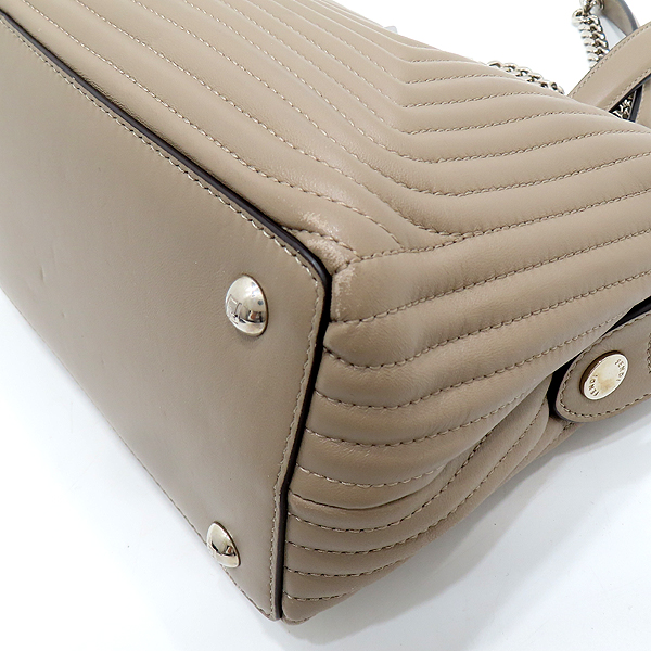 Fendi(���) 8BN299 ������ ���� ���� ü�� Ŭ�� ���� ����� [��õ��] �̹���6 - ���̺��� �߰���ǰ