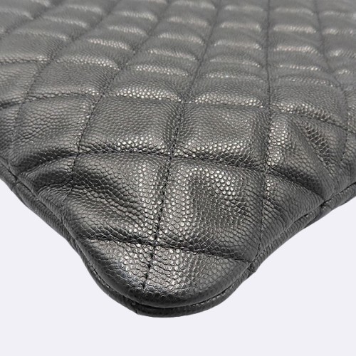 Chanel(����) A82552 ���� ĳ��Ų Ŭ���� ���� CC ���� �ΰ� Ŭ��ġ [û��������] �̹���4 - ���̺��� �߰���ǰ