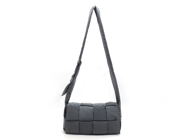 BOTTEGAVENETA(���װ�����Ÿ) 705579 �׷��� �÷� ���Ϸ� �е� ��ũ ī��Ʈ ����� �� ũ�ν��� [��õ��] �̹���4 - ���̺��� �߰���ǰ