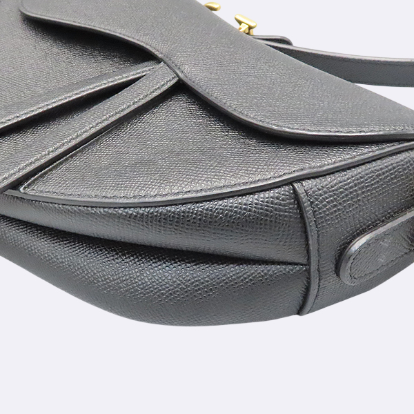 Dior(ũ����î���) M0455CBAA  ���� �׷��� �۾��� ���� Saddle(����) ����� [��������] �̹���4 - ���̺��� �߰���ǰ