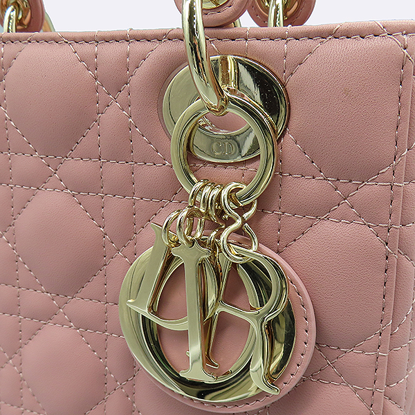 Dior(ũ����î���) M0538OCAL ��ũ�÷� ���� ���̵� ��� ���� ��Ʈ�� + ��Ʈ�� 2WAY [��������] �̹���5 - ���̺��� �߰���ǰ
