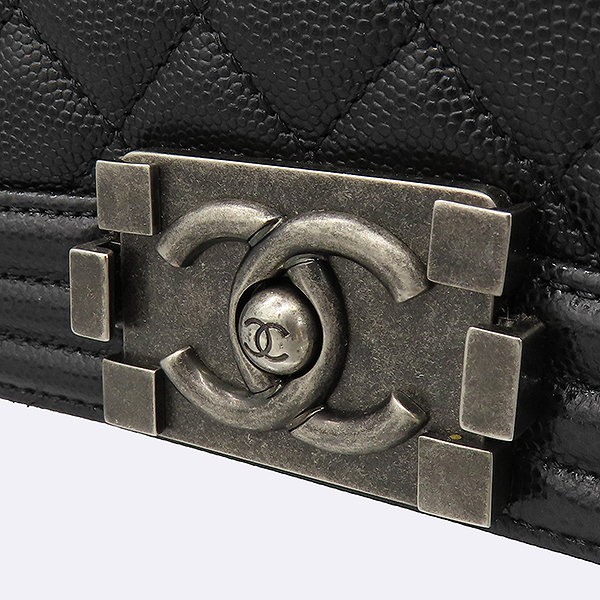 Chanel(����) A67086 ���� ĳ��Ų ���̻��� �̵�� ü�� �÷� ����� [��������] �̹���4 - ���̺��� �߰���ǰ
