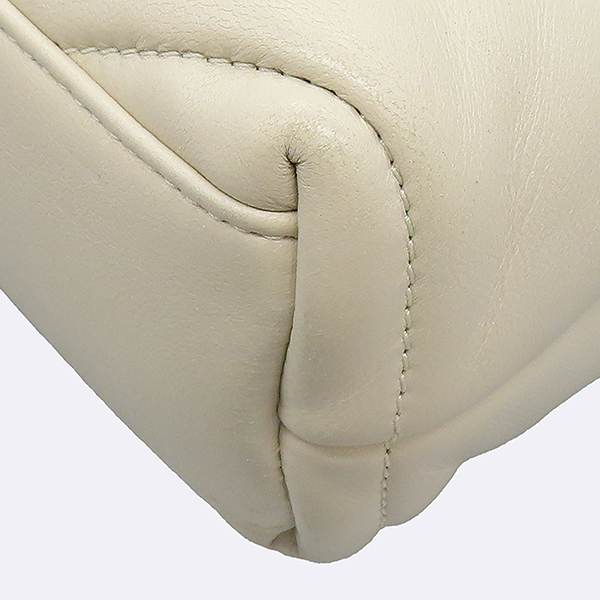 YSL(���ζ�)  620333 ȭ��Ʈ �÷� ����Ų ��� ���� ü�� ũ�ν��� [��������] �̹���5 - ���̺��� �߰���ǰ