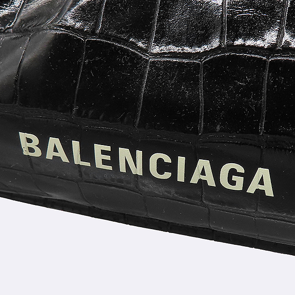 Balenciaga(�߷��þư�) 638540 ���� ���̴� ���� ũ��Ŀ �ʹ� ���� Ŭ���� ũ�ν��� [��������] �̹���5 - ���̺��� �߰���ǰ
