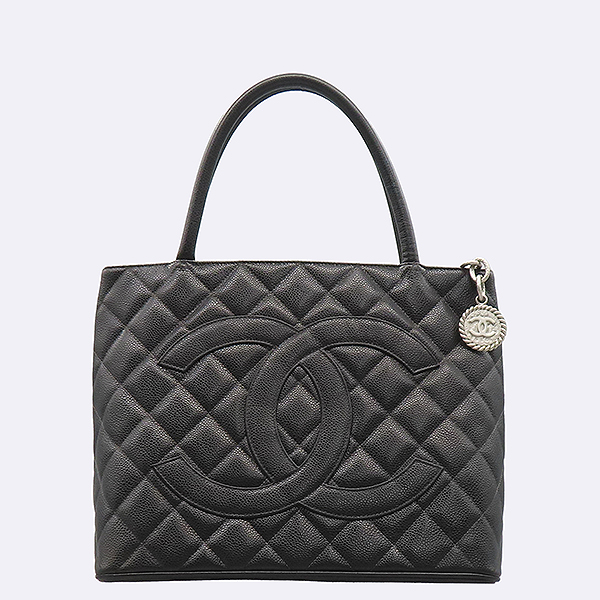 Chanel(����)  A01804 ĳ��� ��Ų ���� ���ι� ��Ʈ�� [��������] �̹���2 - ���̺��� �߰���ǰ