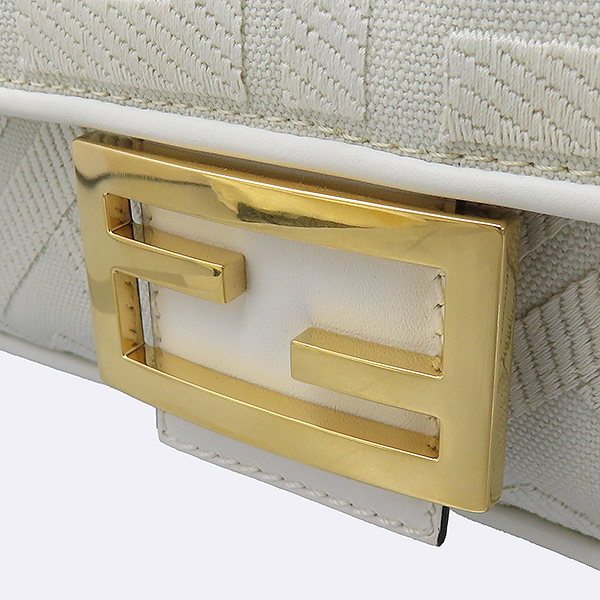 Fendi(���) 8BR600 �ٰ�Ʈ �̵�� ��Ʈ�� + ��� ��Ʈ�� 2WAY [��������] �̹���5 - ���̺��� �߰���ǰ