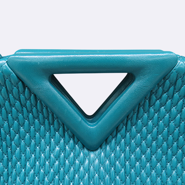 BOTTEGAVENETA(���װ�����Ÿ) �׸� �迭 ����Ʈ ���� Ʈ���̾ޱ� ���� 2WAY [�λ꼾�Һ���] �̹���3 - ���̺��� �߰���ǰ