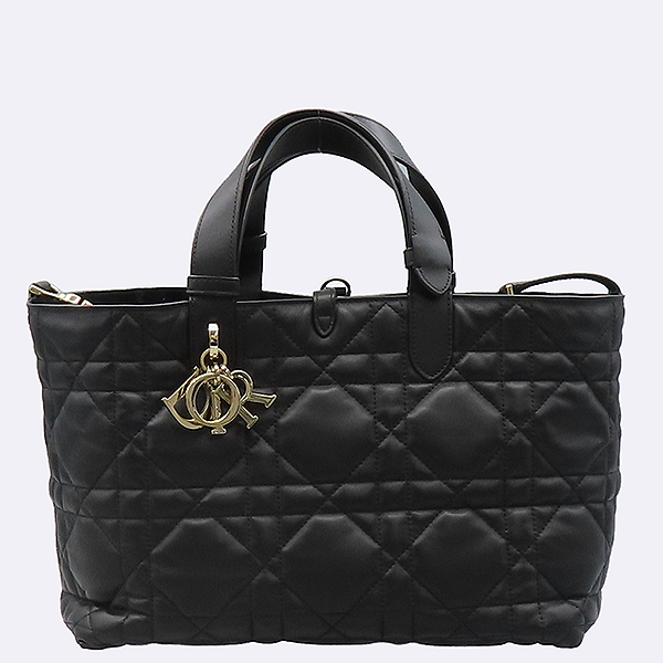 Dior(ũ����î���) M2821OSHJ_M900 ���� ��� ������ �̵� ��Ʈ�� + ���� �Ŀ�ġ [��������] �̹���2 - ���̺��� �߰���ǰ