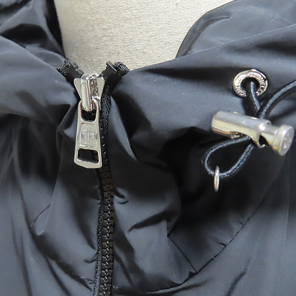 MONCLER(��Ŭ����) J10911A00086 ���� �÷� Ʈ�����þ� TRAVERSIER GIUBBOTTO ������ �ٶ����� - 1������ [��õ��] �̹���4 - ���̺��� �߰���ǰ