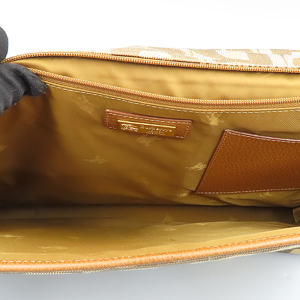 Burberry(������) ��Ƽ�� �ΰ� �ڰ��� ����Ͻ� ��Ʈ�� + �����Ʈ�� 2WAY [��������] �̹���7 - ���̺��� �߰���ǰ
