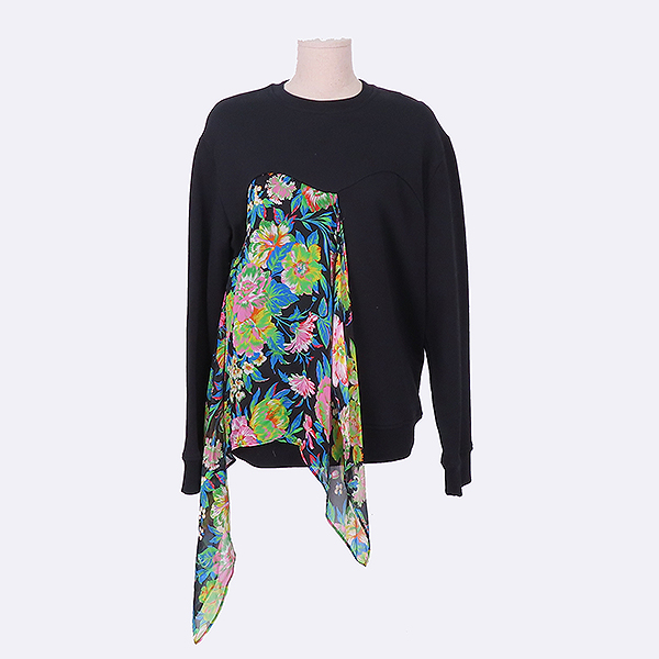 MSGM ��ī��  ������ Ƽ