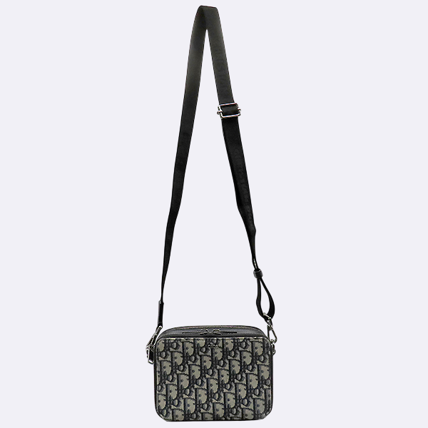 DIOR(���)  20BBC119YSE ��� ������ũ �ڰ��� �ȼ� �Ŀ�ġ �� ũ�ν��� [�λ꼾�Һ���] �̹���4 - ���̺��� �߰���ǰ