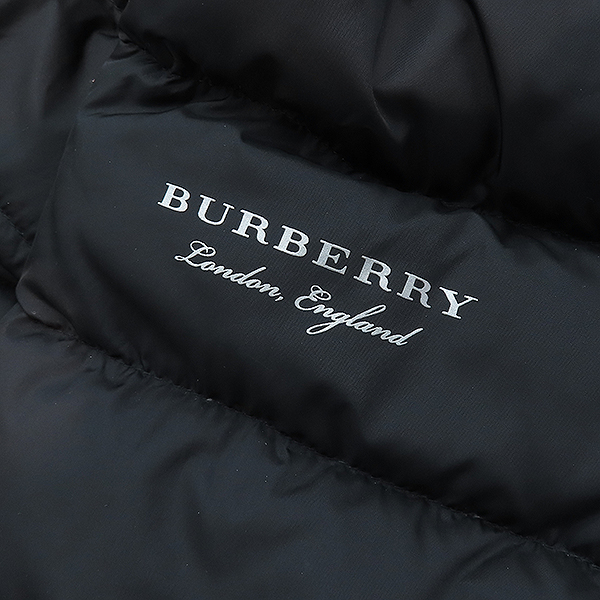 Burberry(������) 8004272 ���� �÷� �޸�ư ���� �� ������ �е� ���� [��������] �̹���4 - ���̺��� �߰���ǰ