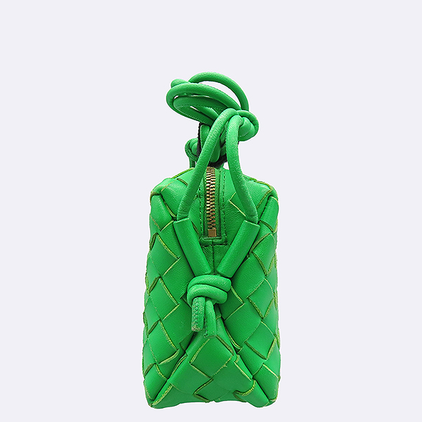BOTTEGAVENETA(���װ�����Ÿ) 680254 �׸��÷� �з�Ŷ ���� ��Ʈ��ġ���� �̴� ���� ī�޶� ũ�ν��� [��������] �̹���4 - ���̺��� �߰���ǰ