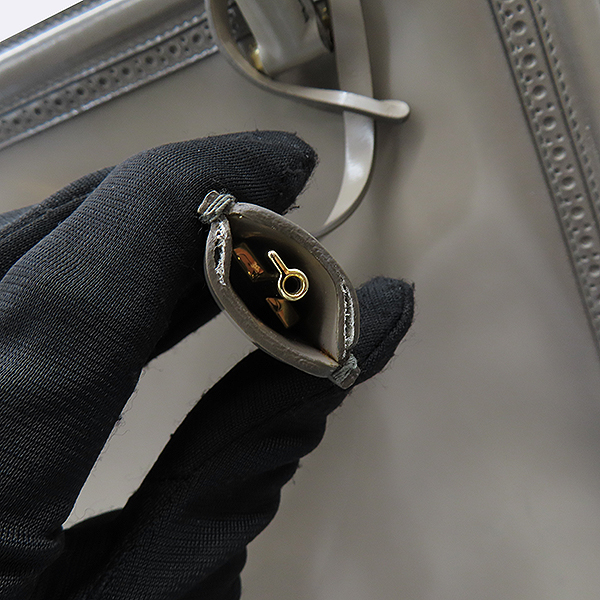 Ferragamo(��󰡸�) 21 E722 �׷��� ���� ��ġ�� �� ��� ��Ʈ�� [��������] �̹���7 - ���̺��� �߰���ǰ