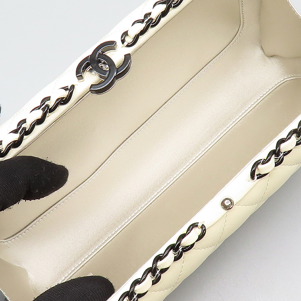 Chanel(����) AS2310 ȭ��Ʈ ����Ų ��Ŀ ��Ż �̺�� (Lacquered Metal Evening) ü�� �Ŀ�ġ ũ�ν��� ����� [���̷Ե���] �̹���7 - ���̺��� �߰���ǰ