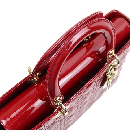 Dior(ũ����î���) ���̵�� ���� 20��� ü������ ���̴�Ʈ ��Ʈ�� �� ����� M0566OWCB_ [����ż�����] �̹���4 - ���̺��� �߰���ǰ