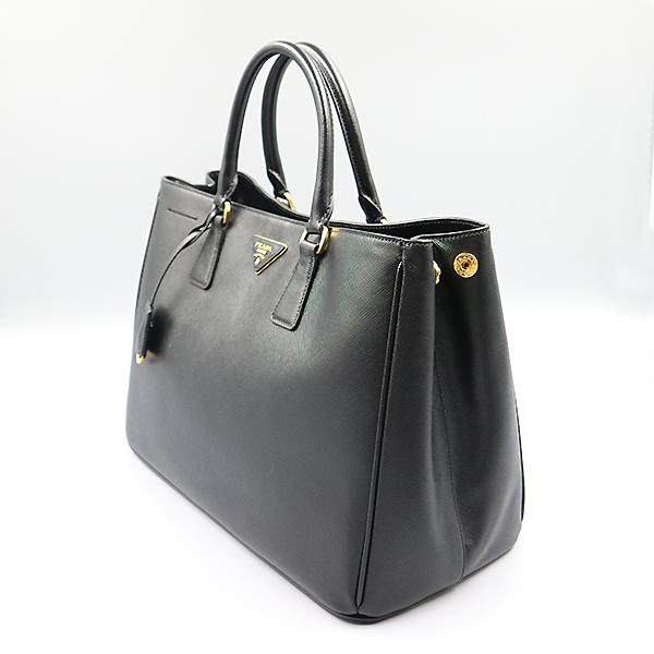 Prada(�����) BN1844 SAFFIANO LUX (���ǾƳ� ����) NERO ���� �÷� �ﰢ ���� �ΰ� ��Ʈ�� [�뱸��������] �̹���3 - ���̺��� �߰���ǰ