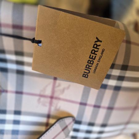  Burberry(������) ���̸��� 40571581 ��� üũ �� ��Ŷ�� �̹���5 - ���̺��� �߰���ǰ