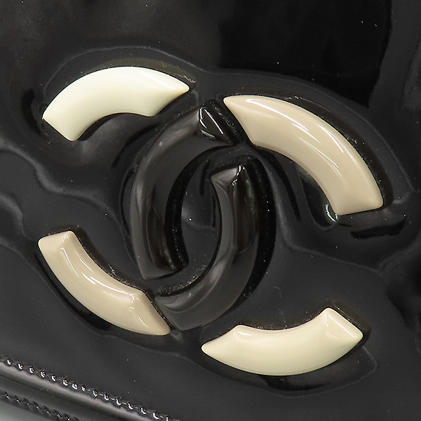 Chanel(����) A66936 ���� ���̴�Ʈ CC�ΰ� ����ƽ �÷� ����ü�� ����� [�����νż�����] �̹���4 - ���̺��� �߰���ǰ