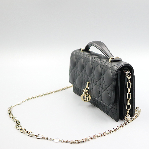 Dior(ũ����î���) S0980ONMJ ���� �÷� ����Ų ��� MY DIOR ���� ��� �̴� ü�� ũ�ν��� [�뱸��������] �̹���2 - ���̺��� �߰���ǰ