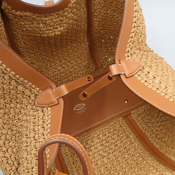 Tod's(����) XBWTSBAR300RGM0XM5 ���� ���� ���Ǿ� T Ÿ�Ӹ��� �̵�� ���۹� + �Ŀ�ġ [�ϳ��̻���] �̹���7 - ���̺��� �߰���ǰ