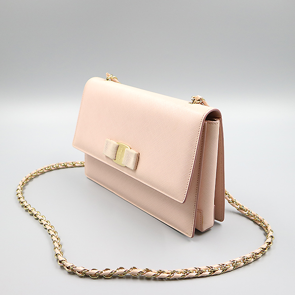 FERRAGAMO(��󰡸�)  21 E480 ��ũ ���ǾƳ� ���� �ٶ� ���� ü�� ũ�ν��� [�뱸��������] �̹���2 - ���̺��� �߰���ǰ