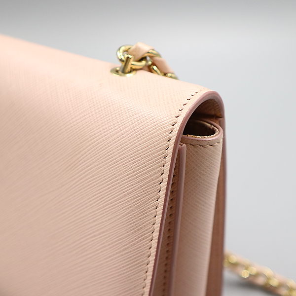 FERRAGAMO(��󰡸�)  21 E480 ��ũ ���ǾƳ� ���� �ٶ� ���� ü�� ũ�ν��� [�뱸��������] �̹���4 - ���̺��� �߰���ǰ