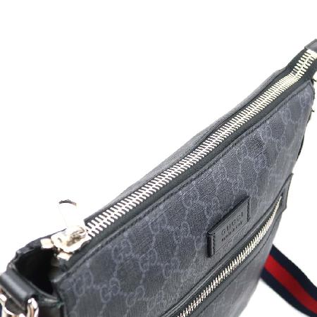 Gucci(����) 474137 GG�ΰ� PVC ĵ���� ���� Ʈ���� ������ �޽��� ũ�ν��� [����ż�����] �̹���4 - ���̺��� �߰���ǰ