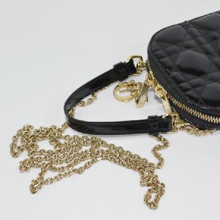 Dior(ũ����î���) S0872OVRB_M900 ���� ���̴�Ʈ LADY DIOR �޴��� Ȧ�� ü�� ũ�ν��� �̹���4 - ���̺��� �߰���ǰ
