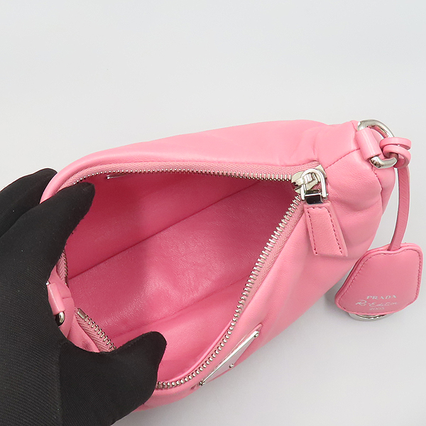 Prada(�����) 1BH204 ��ũ �е� ���� ���� ������� 2005 Ʈ���̾ޱ� �ΰ� ��Ƽ ȣ�� ü�� ����� + ũ�ν� ��Ʈ�� 2WAY [��ź�Ե���] �̹���7 - ���̺��� �߰���ǰ