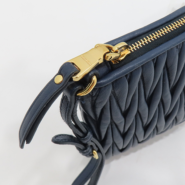 MiuMiu(�̿�̿�) ���̺� ����Ų ��Ʈ��� ���� �ΰ� �Ŀ�ġ + �ո� ��Ʈ�� [��õ��] �̹���4 - ���̺��� �߰���ǰ