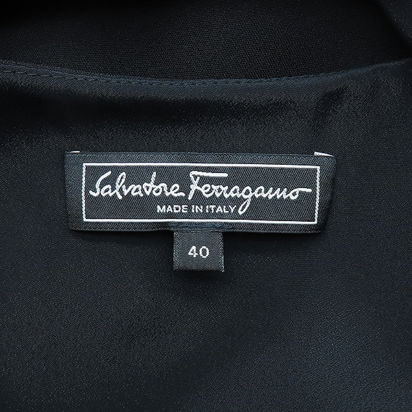 FERRAGAMO(��󰡸�) ���� �÷� �ö�� ���� ��ũ ���ǽ� - 40������ [��������] �̹���4 - ���̺��� �߰���ǰ