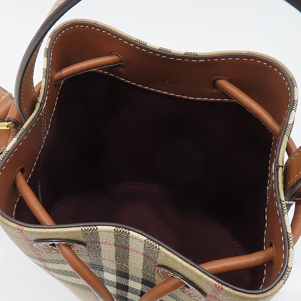 Burberry(������) 8100486 TB �̴� ��Ŷ ����� [��õ��] �̹���7 - ���̺��� �߰���ǰ