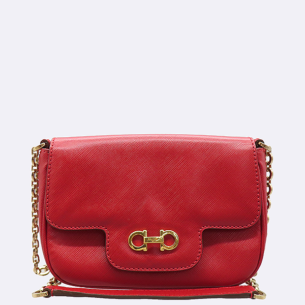 Ferragamo(��󰡸�) 21 C690 ���� ���� ���ǾƳ� ���� ��ġ�� ü�� �̴� ũ�ν��� [��������] �̹���2 - ���̺��� �߰���ǰ