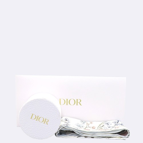 Dior(ũ����î���) 61MAF106I652 ȭ��Ʈ ���� ��ũ �з��ǿ��� ���� ��ī�� [û��������] �̹���4 - ���̺��� �߰���ǰ