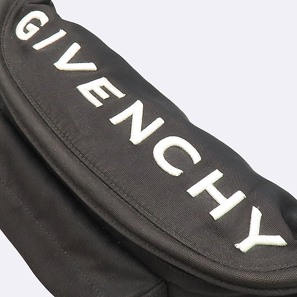 GIVENCHY(�����) BKU01ZK1F5 ���� �÷� ���� �ΰ� ��Ʈ�� [��������] �̹���3 - ���̺��� �߰���ǰ