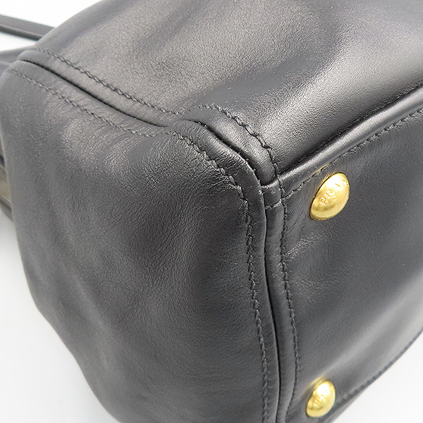 Prada(�����) BN2324 VITELLO SHINE(���ڷ� ����) ���� ����Ʈ ī�� ���� ���� �ΰ� ��� ��Ʈ�� + �����Ʈ�� 2WAY [��������] �̹���4 - ���̺��� �߰���ǰ