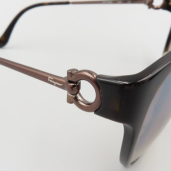 Ferragamo(��󰡸�) SF772SK ���� ��ġ�� ���� �ΰ� �̷� ���۶� [��������] �̹���4 - ���̺��� �߰���ǰ